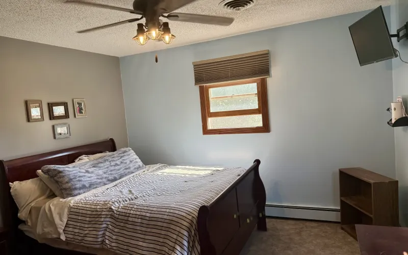 5740 County Road 22, Goodland, Kansas 67735, 5 Bedrooms Bedrooms, ,2 BathroomsBathrooms,Home,For Sale,County Road 22,1208