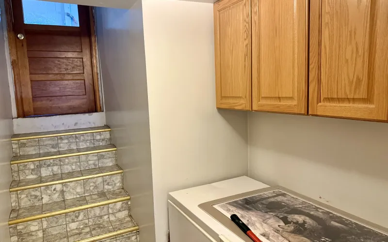 5740 County Road 22, Goodland, Kansas 67735, 5 Bedrooms Bedrooms, ,2 BathroomsBathrooms,Home,For Sale,County Road 22,1208