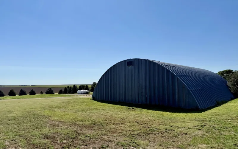 5740 County Road 22, Goodland, Kansas 67735, 5 Bedrooms Bedrooms, ,2 BathroomsBathrooms,Home,For Sale,County Road 22,1208