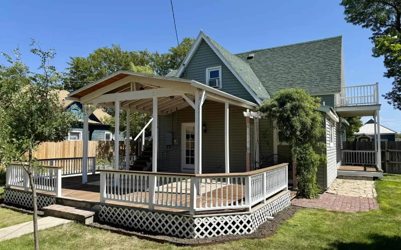 1520 Center Ave., Goodland, Kansas 67735, ,2 BathroomsBathrooms,Home,For Sale,Center,1211