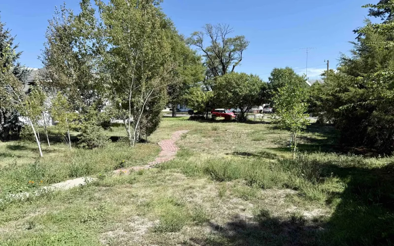 1520 Center Ave., Goodland, Kansas 67735, ,2 BathroomsBathrooms,Home,For Sale,Center,1211