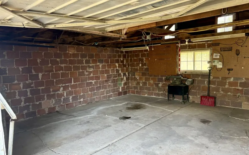 1520 Center Ave., Goodland, Kansas 67735, ,2 BathroomsBathrooms,Home,For Sale,Center,1211