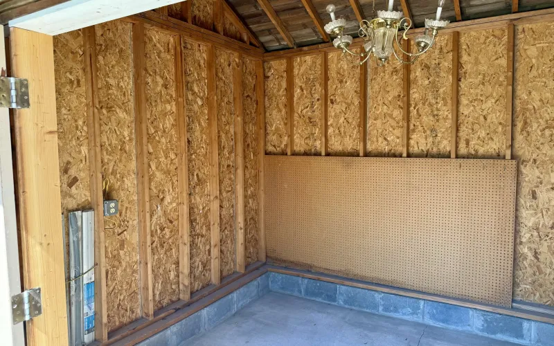 1520 Center Ave., Goodland, Kansas 67735, ,2 BathroomsBathrooms,Home,For Sale,Center,1211