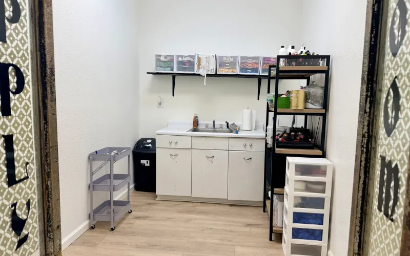 1006 Main Ave, Goodland, Kansas 67735, 0 ,Commercial,For Sale,Main,0,1217