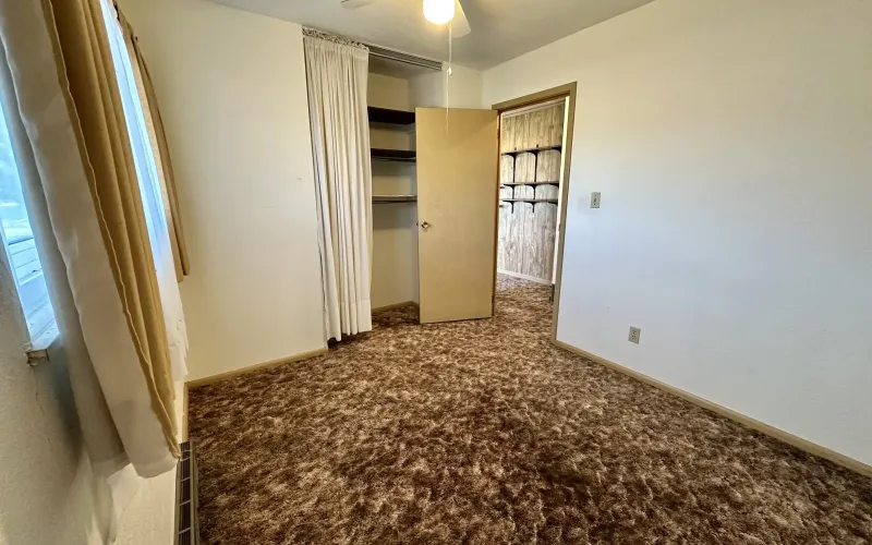 527 W 12th Street, Goodland, Kansas 67735, 3 Bedrooms Bedrooms, 0 ,2 BathroomsBathrooms,Home,For Sale,W 12th,0,1218