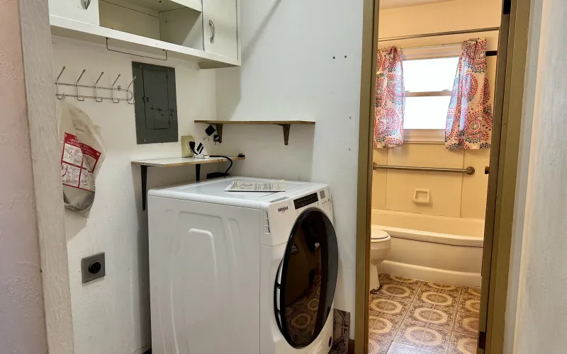 527 W 12th Street, Goodland, Kansas 67735, 3 Bedrooms Bedrooms, 0 ,2 BathroomsBathrooms,Home,For Sale,W 12th,0,1218