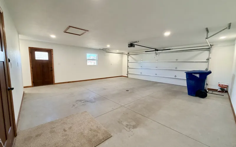1506 Cattletrail St, Goodland, Kansas 67735, 3 Bedrooms Bedrooms, 0 ,2 BathroomsBathrooms,Home,For Sale,Cattletrail,0,1222