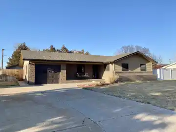 1016 West 13th, Goodland, Kansas 67735, 5 Bedrooms Bedrooms, ,2 BathroomsBathrooms,Home,Sold,West 13th,1025