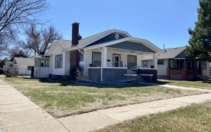 403 West 12th, Goodland, Kansas 67735, 3 Bedrooms Bedrooms, ,2 BathroomsBathrooms,Home,Sold,West 12th,1031