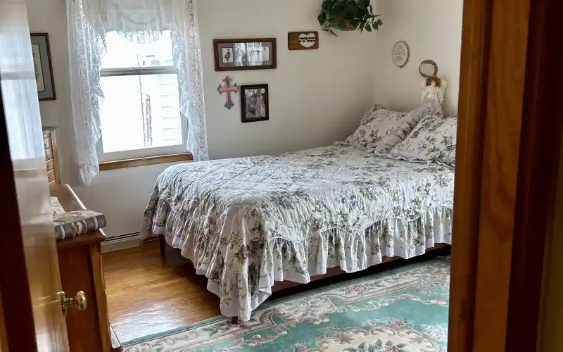 210 Nebraska Avenue, Brewster, Kansas 67732, 4 Bedrooms Bedrooms, ,2 BathroomsBathrooms,Home,Sold,Nebraska,1064