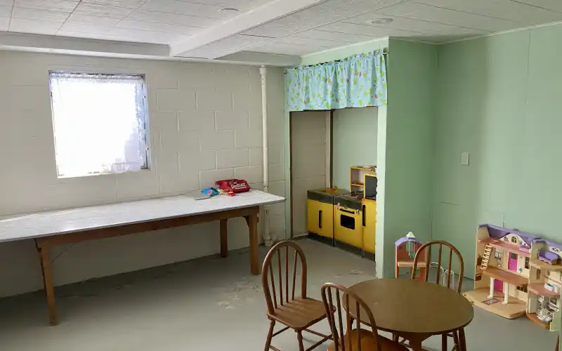 210 Nebraska Avenue, Brewster, Kansas 67732, 4 Bedrooms Bedrooms, ,2 BathroomsBathrooms,Home,Sold,Nebraska,1064