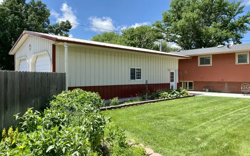 915 Arcade Avenue, Goodland, Kansas 67735, 4 Bedrooms Bedrooms, ,2 BathroomsBathrooms,Home,Sold,Arcade,1068