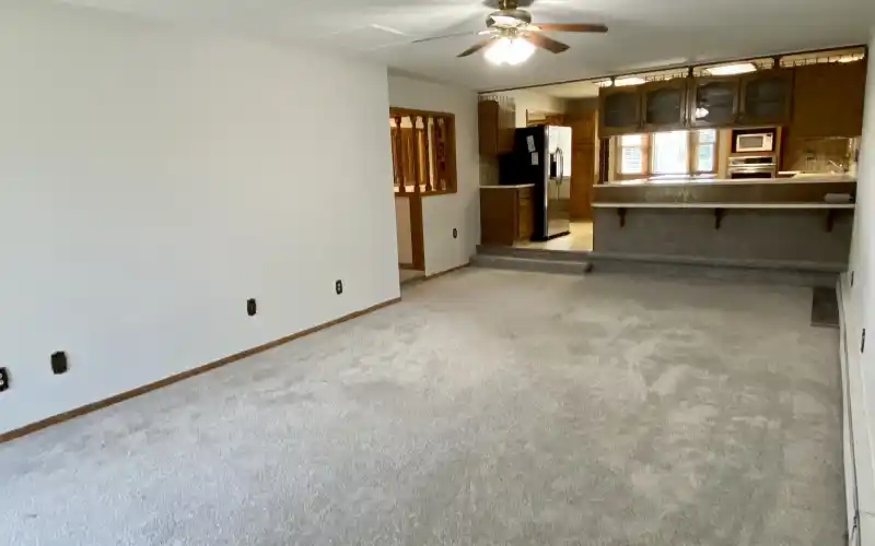 915 Arcade Avenue, Goodland, Kansas 67735, 4 Bedrooms Bedrooms, ,2 BathroomsBathrooms,Home,Sold,Arcade,1068