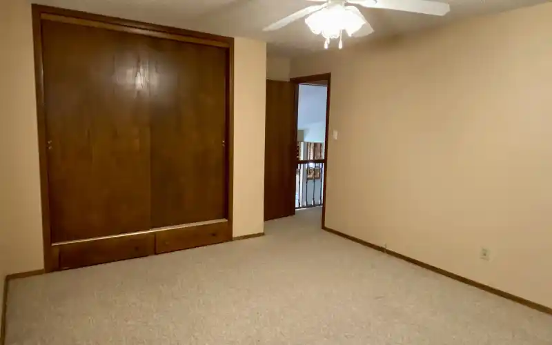 915 Arcade Avenue, Goodland, Kansas 67735, 4 Bedrooms Bedrooms, ,2 BathroomsBathrooms,Home,Sold,Arcade,1068