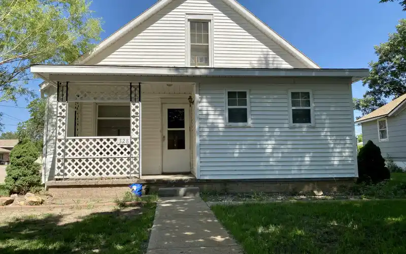 328 North Ericson Avenue, Sharon Springs, Kansas 67758, 3 Bedrooms Bedrooms, ,2 BathroomsBathrooms,Home,Sold,North Ericson,1069